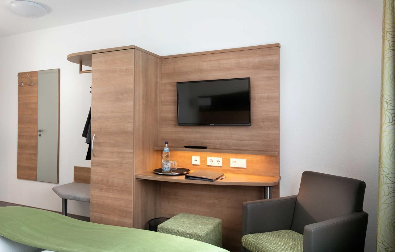 Hotel Kern Garni Walddorf  Екстер'єр фото
